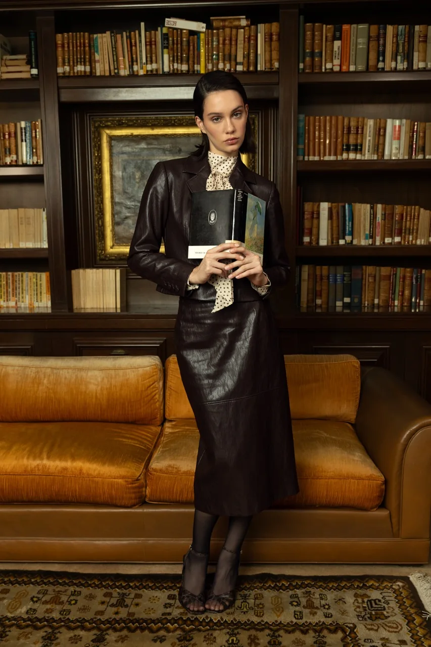 Campaña ROSE EXPRESSO · Power Suit Espresso